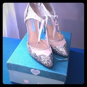 GLITTER SHOES. Blue by Betsy Johnson